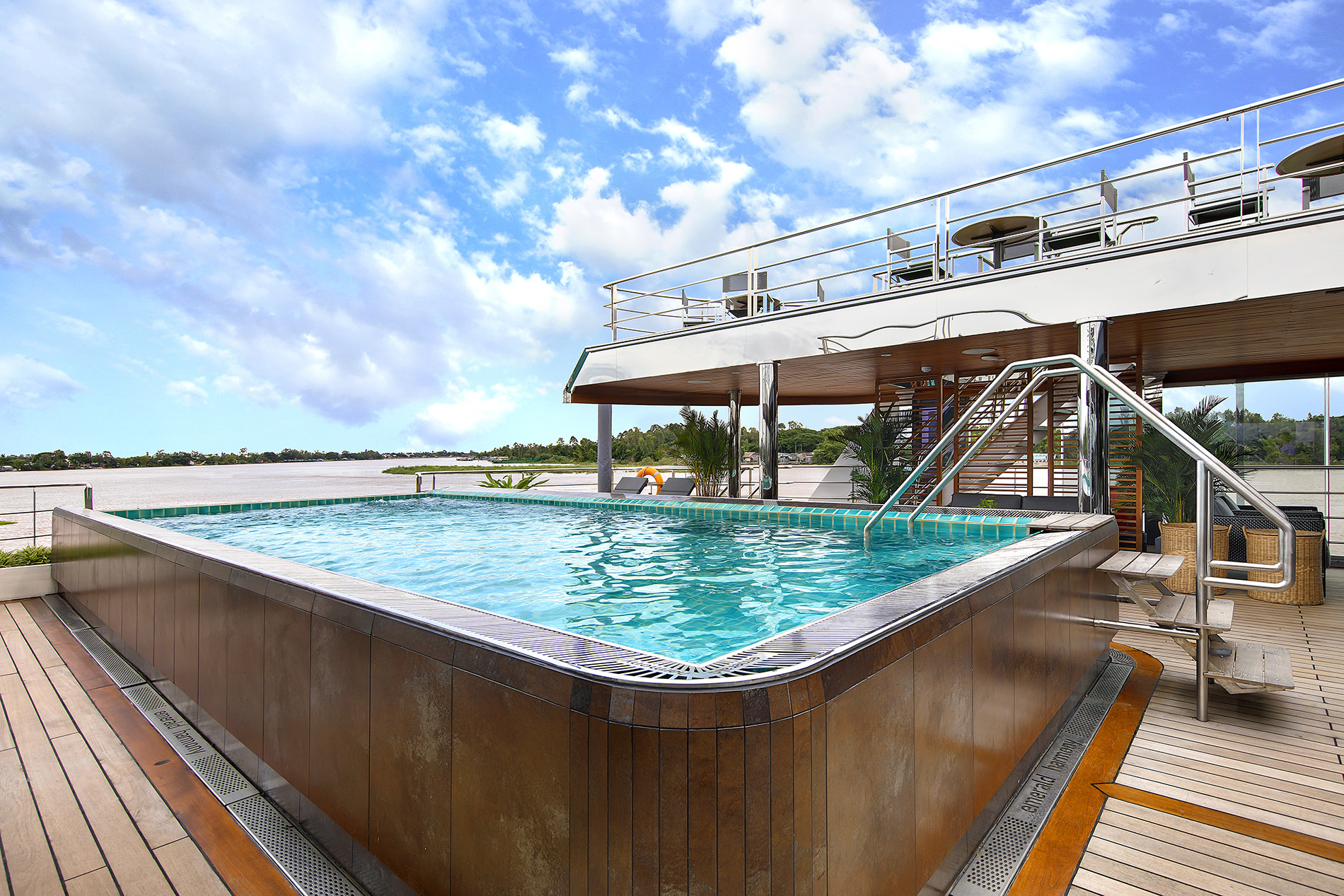 Emerald Waterways - Emerald Harmony - Pool Deck Sun Deck _9_.jpg